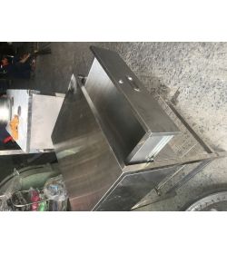 Tủ kiếng cường lực inox