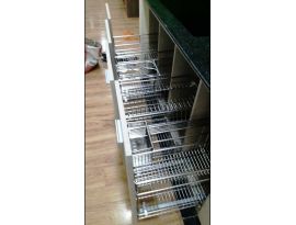 Tủ bếp có học kéo inox