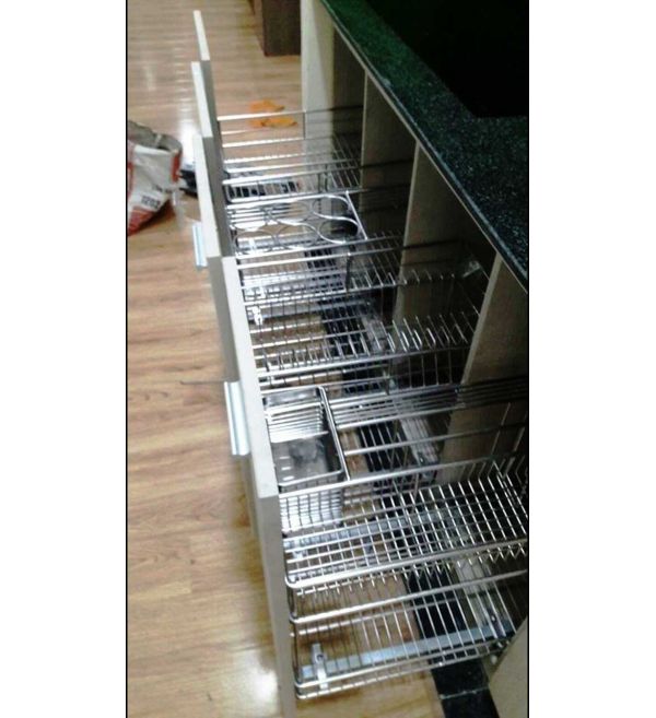 Tủ bếp có học kéo inox